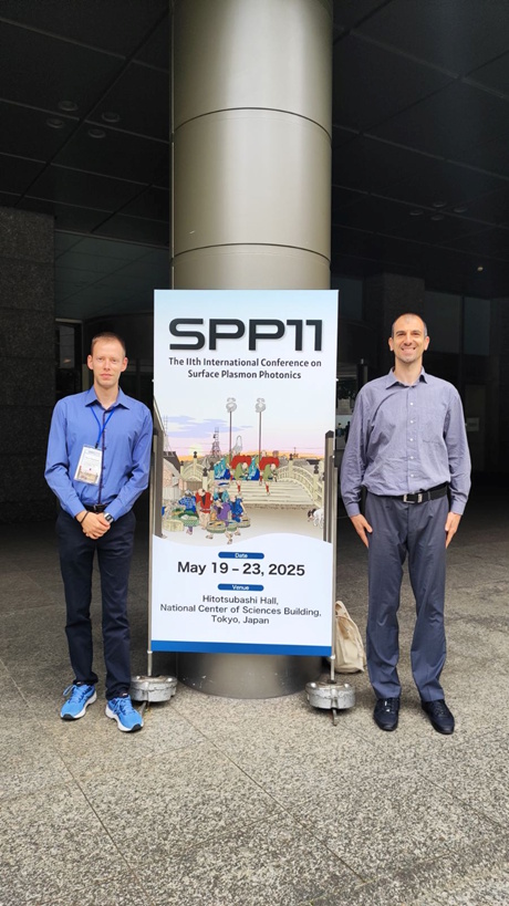 Участие на Петър Колев и Петър Веселинов в 11th International Conference on Surface Plasmon Photonics (SPP11).